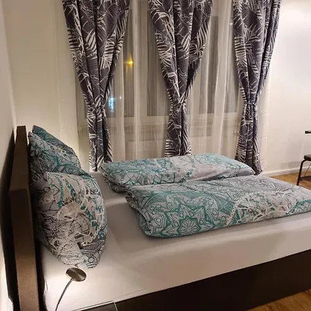 Felsenburgapartment Daire Hermagor-Pressegger See