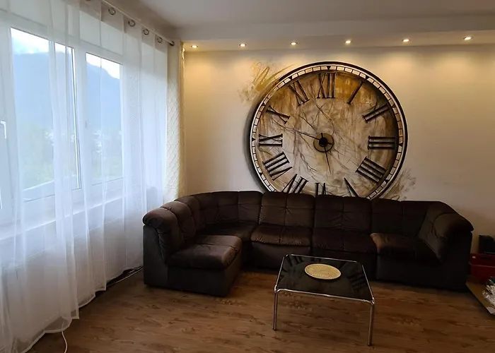 Felsenburgapartment * Hermagor-Pressegger See